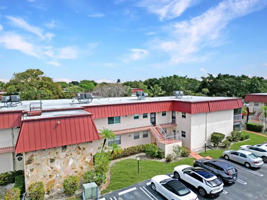 Property Slideshow image 2 of 17 | 12022 w greenway 206 dr 206, Royal Palm Beach, FL, 33411