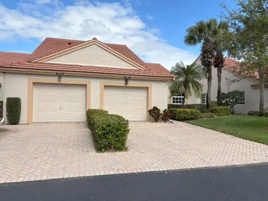 Property Slideshow image 3 of 23 | 7773 silver lake dr, Delray Beach, FL, 33446