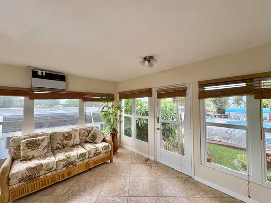 Property Slideshow image 3 of 25 | 30 plymouth c, West Palm Beach, FL, 33417