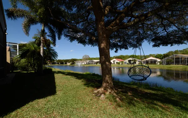 Property Slideshow image 3 of 21 | 10102 diamond lake rd, Boynton Beach, FL, 33437