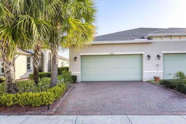 Property Slideshow image 3 of 38 | 12802 sw lake fern cir, Port Saint Lucie, FL, 34987