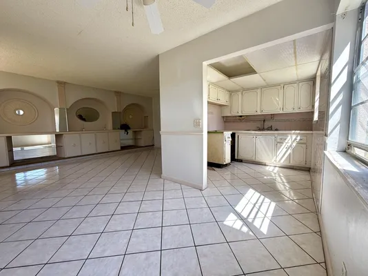 Property Slideshow image 3 of 20 | 401 chatham t, West Palm Beach, FL, 33417