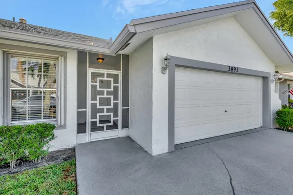 Property Slideshow image 3 of 65 | 3893 dafilee cir, West Palm Beach, FL, 33417