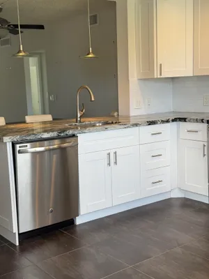 Property Slideshow image 3 of 18 | 4073 exeter e, Boca Raton, FL, 33434