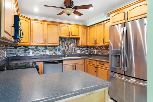 Property Slideshow image 2 of 27 | 310 wellington m, West Palm Beach, FL, 33417