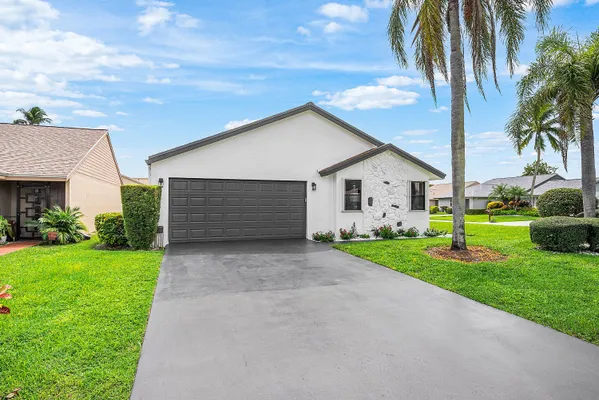 Property Slideshow image 2 of 42 | 2622 nw 13th st, Delray Beach, FL, 33445