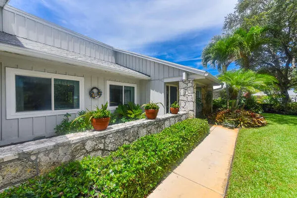 Property Slideshow image 3 of 48 | 12792 se royal troon ct, Hobe Sound, FL, 33455