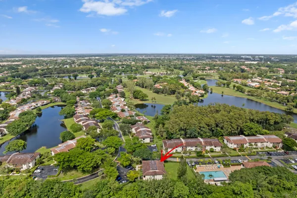 Property Slideshow image 2 of 47 | 21734 arriba real apt 32b, Boca Raton, FL, 33433