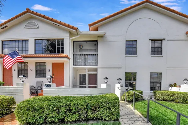 Property Slideshow image 2 of 39 | 9640 pavarotti ter 102, Boynton Beach, FL, 33437