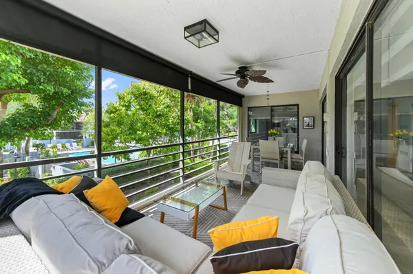 Property Slideshow image 2 of 32 | 5505 fairway park dr 201, Boynton Beach, FL, 33437