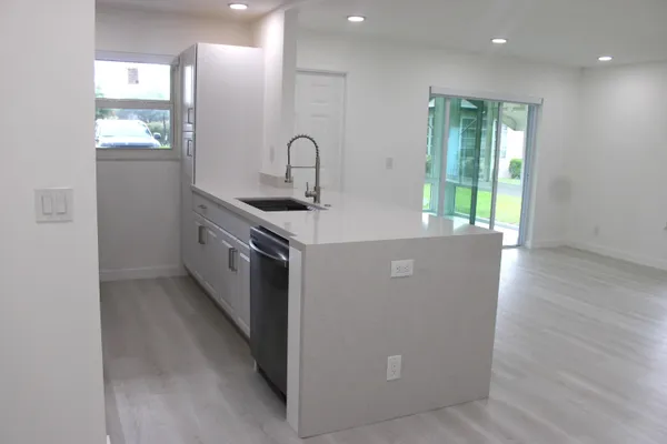 Property Slideshow image 3 of 27 | 887 north dr a, Delray Beach, FL, 33445