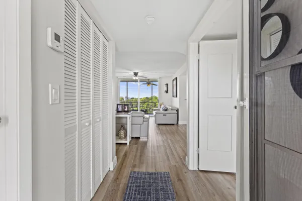 Property Slideshow image 3 of 41 | 3465 via poinciana apt 606, Lake Worth, FL, 33467