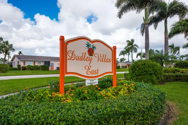 Property Slideshow image 2 of 28 | 2555 dudley dr e, West Palm Beach, FL, 33415
