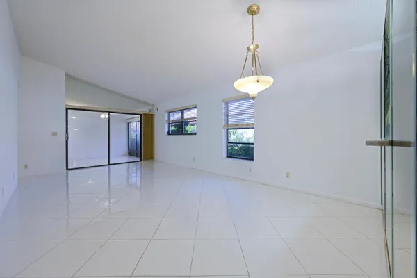 Property Slideshow image 3 of 25 | 6222 pointe regal cir, Delray Beach, FL, 33484