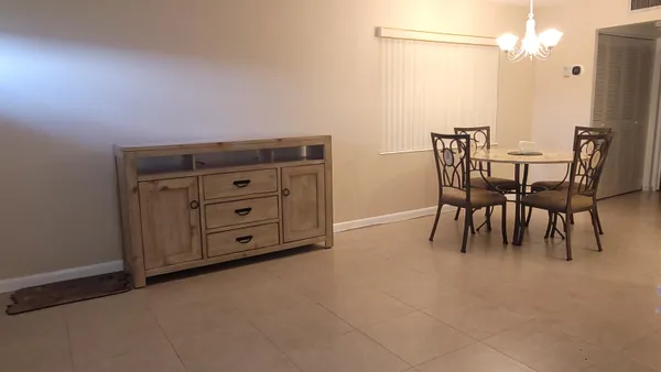 Property Slideshow image 3 of 44 | 201 coventry i, West Palm Beach, FL, 33417