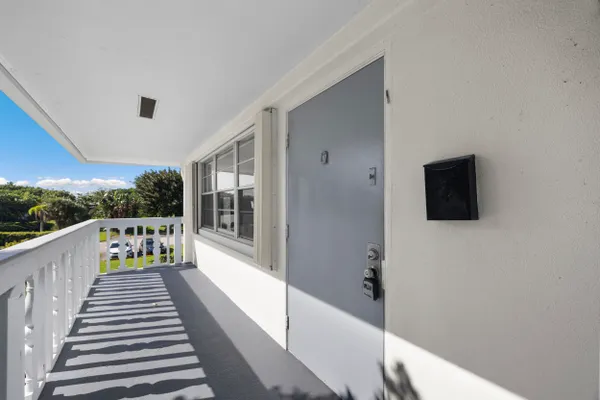 Property Slideshow image 3 of 29 | 315 tilford o, Deerfield Beach, FL, 33442