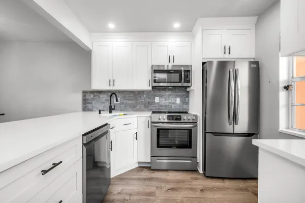 Property Slideshow image 3 of 19 | 14721 bonaire blvd 306, Delray Beach, FL, 33446