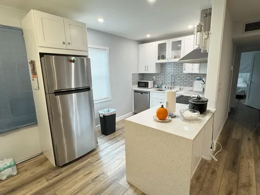 Property Slideshow image 2 of 37 | 812 burgundy q, Delray Beach, FL, 33484