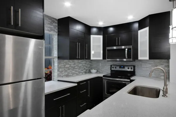 Property Slideshow image 3 of 32 | 21 normandy a, Delray Beach, FL, 33484