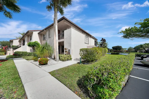 Property Slideshow image 3 of 45 | 9289 vista del lago g, Boca Raton, FL, 33428