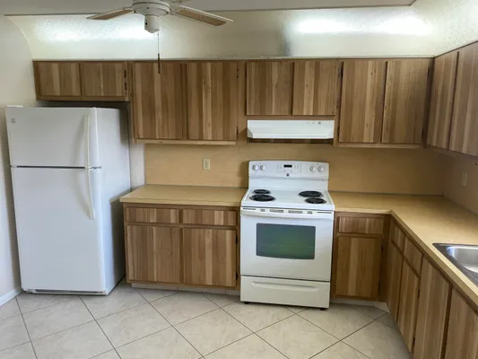 Property Slideshow image 2 of 40 | 442 franconia cir, Lake Worth, FL, 33467