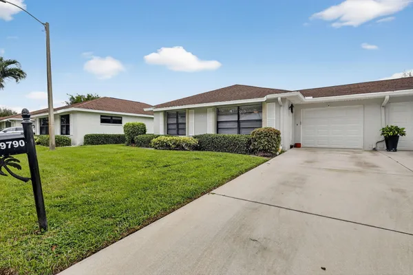 Property Slideshow image 3 of 37 | 9790 tabebuia tree dr a, Boynton Beach, FL, 33436