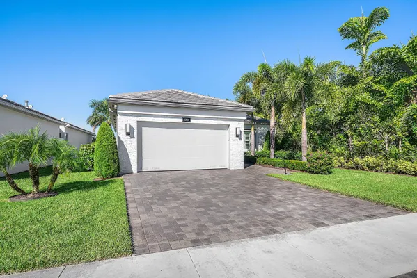 Property Slideshow image 2 of 67 | 12626 parrot pond rd, Boynton Beach, FL, 33473