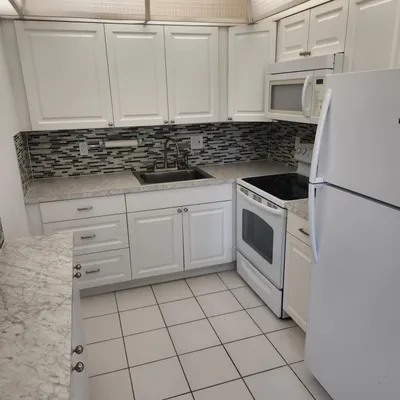 Property Slideshow image 2 of 33 | 106 coventry e unit e, West Palm Beach, FL, 33417
