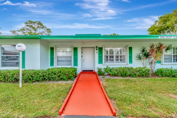 Property Slideshow image 2 of 48 | 5094 privet pl b, Delray Beach, FL, 33484