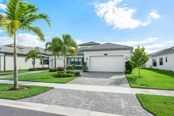 Property Slideshow image 2 of 60 | 11218 glen orchard ln, Boynton Beach, FL, 33473