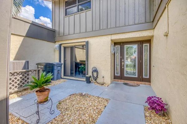 Property Slideshow image 3 of 42 | 11135 oakdale rd, Boynton Beach, FL, 33437