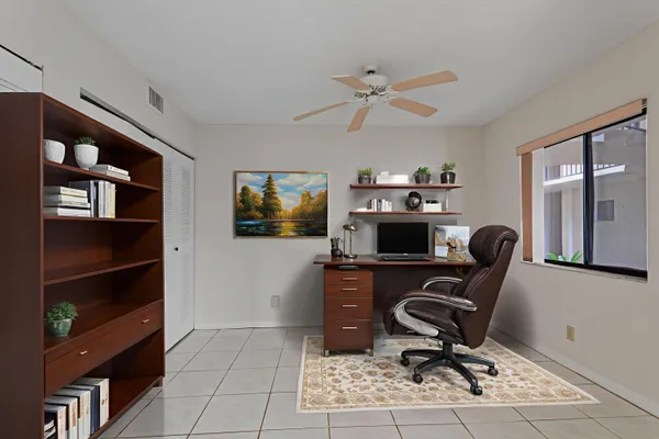 Property Slideshow image 2 of 39 | 5100 las verdes cir 119, Delray Beach, FL, 33484