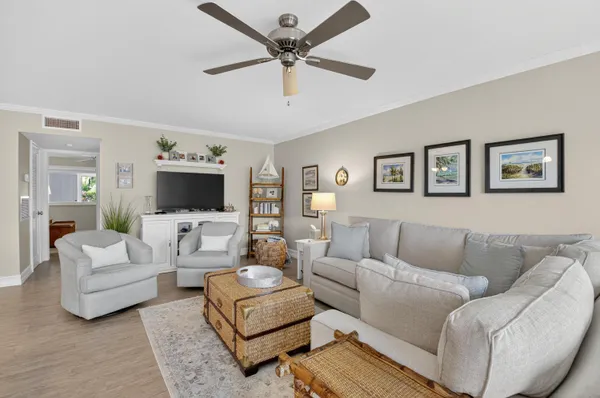 Property Slideshow image 3 of 37 | 557 high point dr c, Delray Beach, FL, 33445