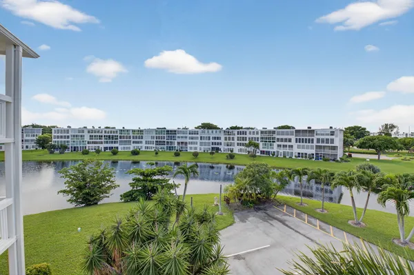 Property Slideshow image 3 of 73 | 425 grantham b, Deerfield Beach, FL, 33442