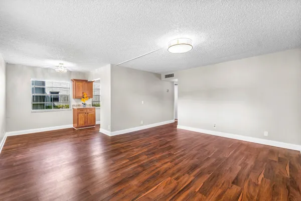 Property Slideshow image 2 of 34 | 733 normandy p # 733, Delray Beach, FL, 33484