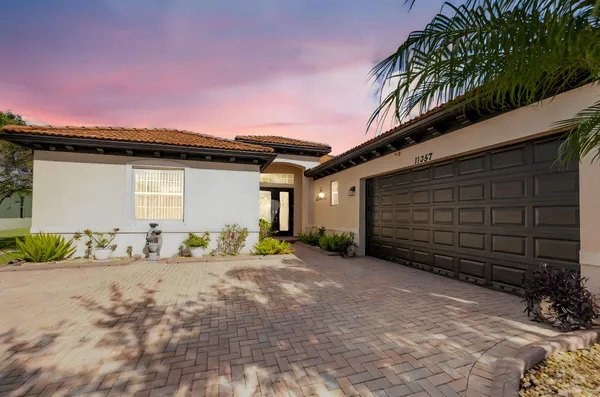 Property Slideshow image 3 of 73 | 11357 sw hillcrest cir, Port Saint Lucie, FL, 34987