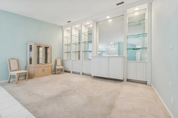 Property Slideshow image 3 of 42 | 7108 gila ln, West Palm Beach, FL, 33411