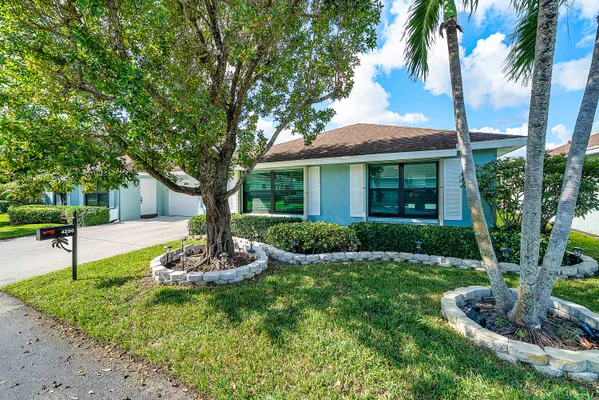 Property Slideshow image 2 of 27 | 4290 mango tree ct b, Boynton Beach, FL, 33436