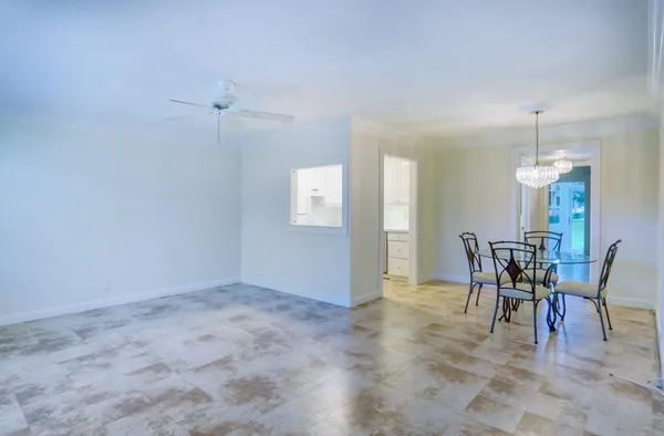 Property Slideshow image 2 of 20 | 19 hastings b b, West Palm Beach, FL, 33417