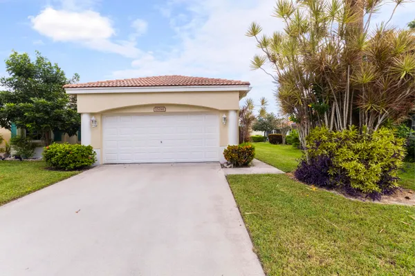 Property Slideshow image 2 of 25 | 15266 lake wildflower rd, Delray Beach, FL, 33484