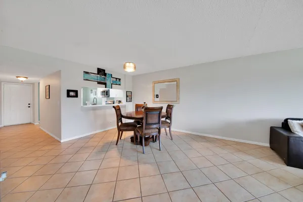 Property Slideshow image 3 of 28 | 4708 lucerne lakes blvd 104, Lake Worth, FL, 33467