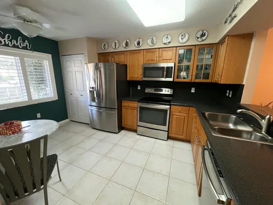 Property Slideshow image 3 of 20 | 12565 imperial isle dr apt 108, Boynton Beach, FL, 33437