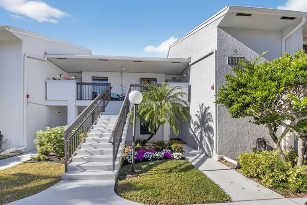 Property Slideshow image 2 of 40 | 5152 golfview ct apt 1826, Delray Beach, FL, 33484