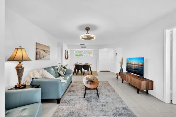 Property Slideshow image 3 of 73 | 3 colonial club dr 300, Boynton Beach, FL, 33435