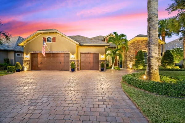 Property Slideshow image 2 of 60 | 3399 siena cir, Wellington, FL, 33414