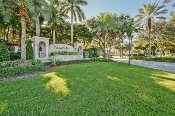 Property Slideshow image 2 of 22 | 5202 palazzo pl, Boynton Beach, FL, 33437