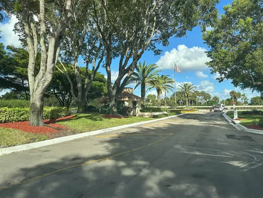 Property Slideshow image 3 of 59 | 5121 oak hill ln apt 416, Delray Beach, FL, 33484