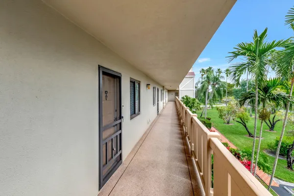 Property Slideshow image 3 of 77 | 14375 strathmore ln 305, Delray Beach, FL, 33446