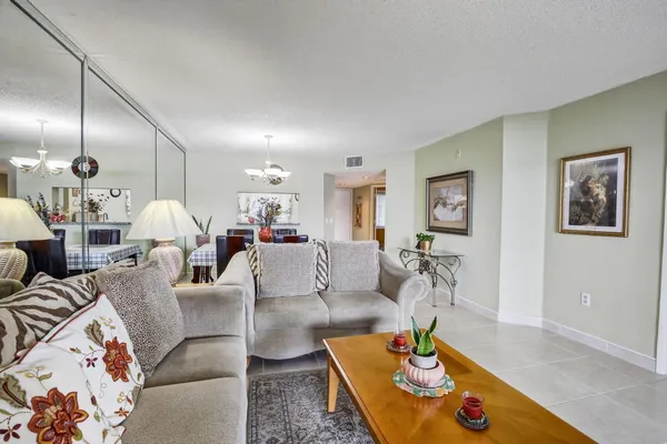 Property Slideshow image 3 of 13 | 1500 sw 131st way 108n, Pembroke Pines, FL, 33027