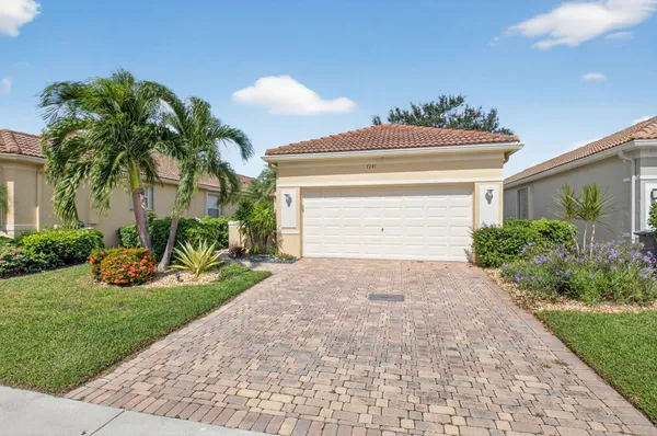 Property Slideshow image 2 of 64 | 7241 cataluna cir, Delray Beach, FL, 33446